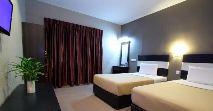 Oriental Hotel
